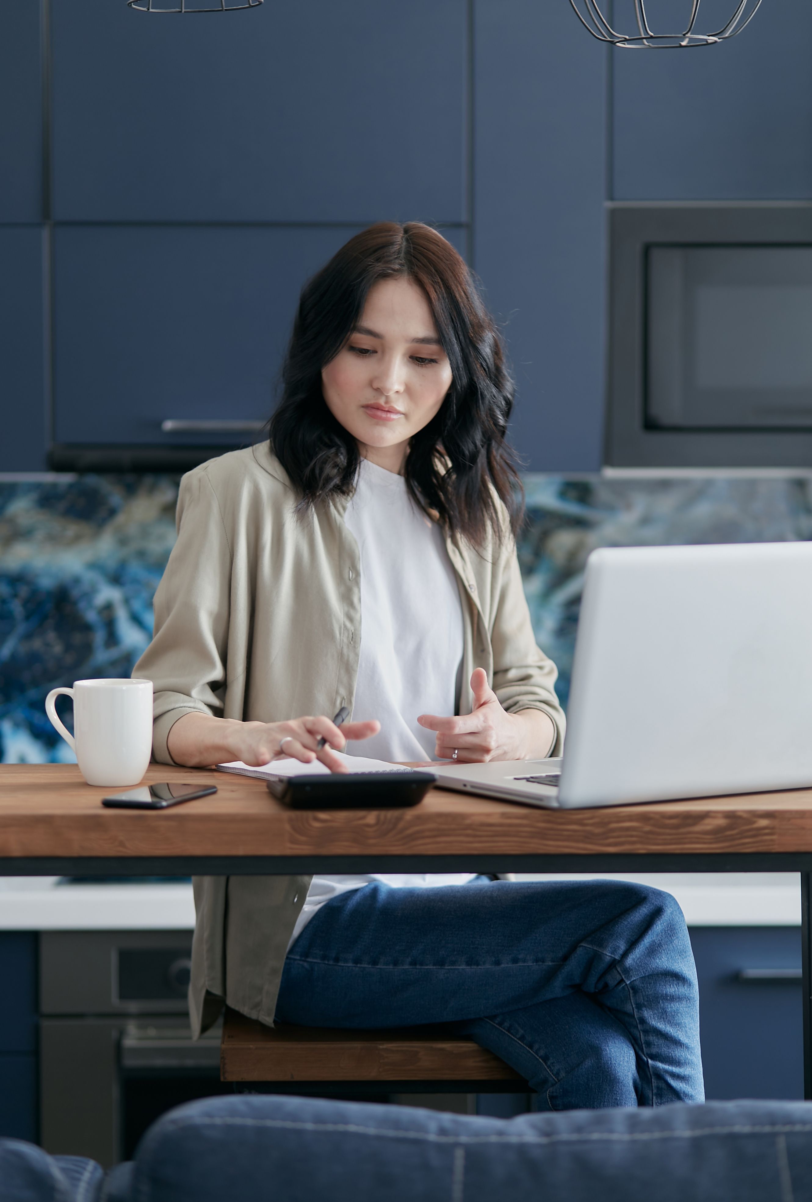 Why Freelancers Need Invoicing And Translation Tools